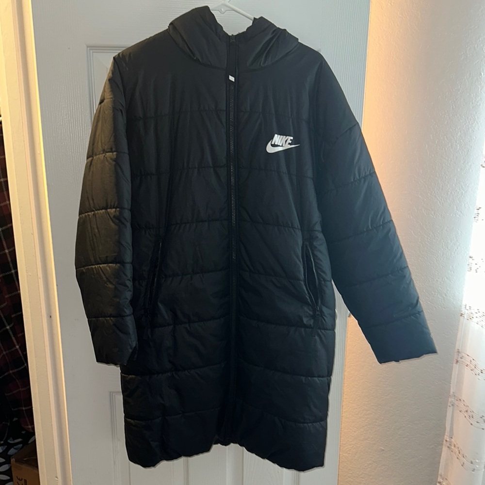 Nike Women's Black Puffer Coat.
